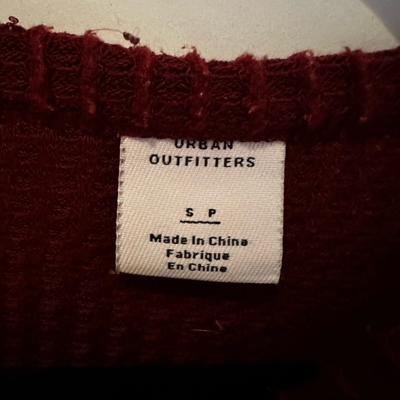 Men's deep red waffle knit long sleeve shirt small - urban outfitters - Picture 2 of 3